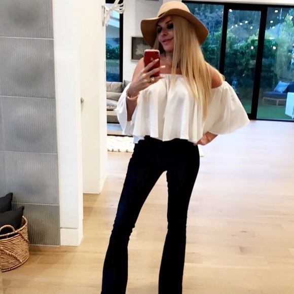 Tika's Closet! 🦋 - Picture 3 of 13